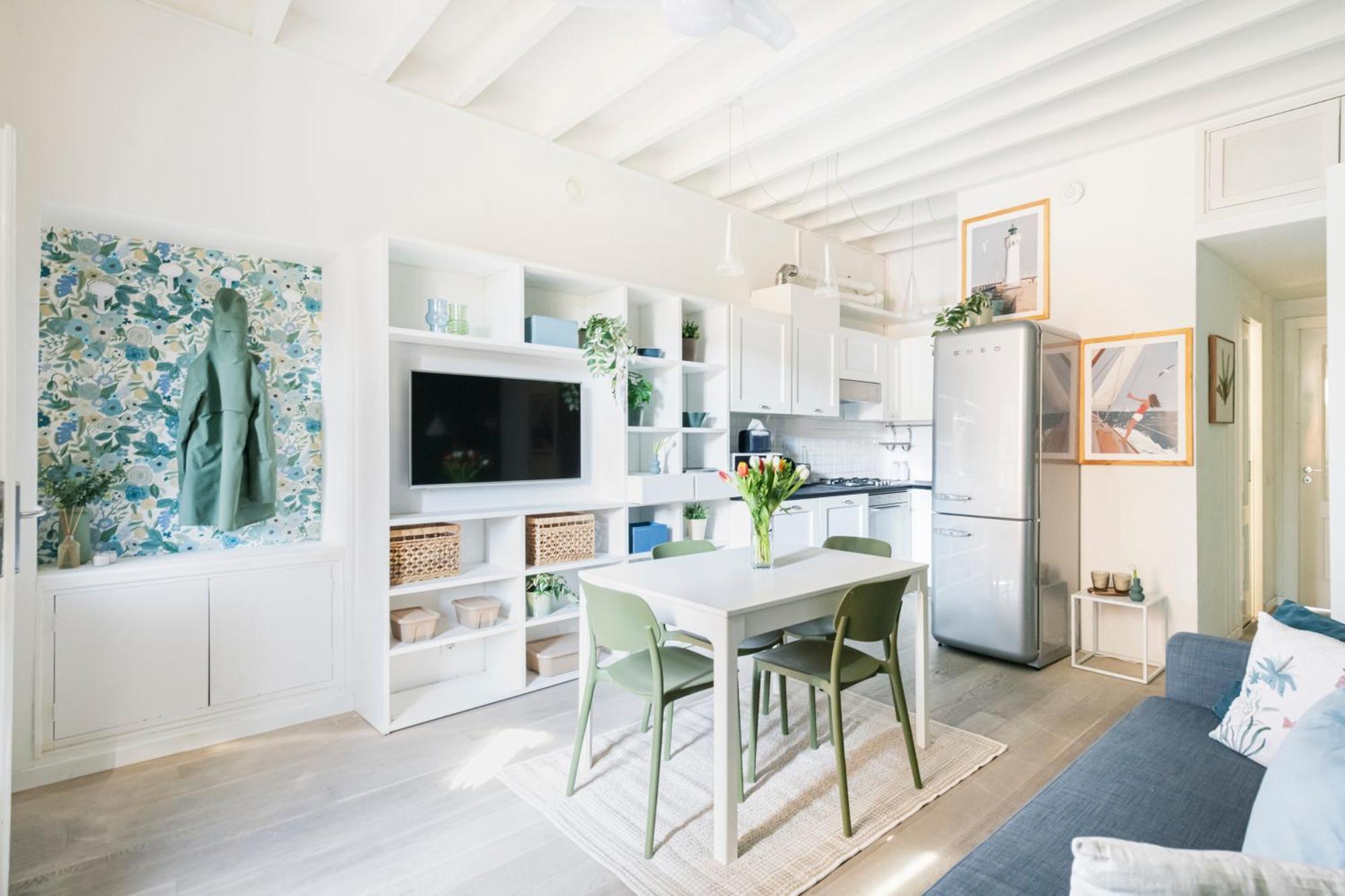 Lovely Apartment On The Navigli River By Easylife มิลาน ภายนอก รูปภาพ
